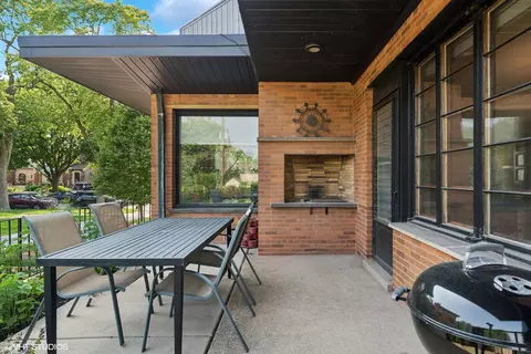 Exterior - 9333 S Oakley Ave, Chicago, IL 60643 photo 4 of 6