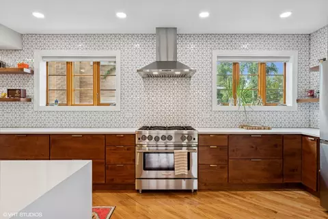 Kitchen - 9333 S Oakley Ave, Chicago, IL 60643 photo 3 of 3