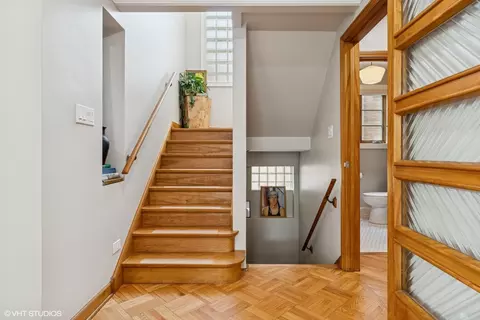 Entry Way - 9333 S Oakley Ave, Chicago, IL 60643 photo 3 of 4