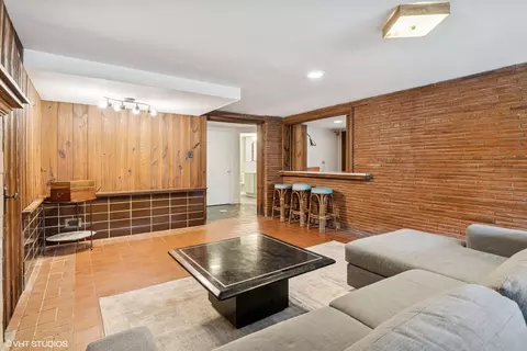 Living - 9333 S Oakley Ave, Chicago, IL 60643 photo 4 of 4