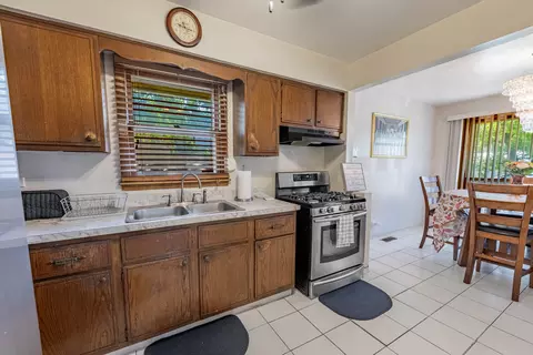 1330 E 146 St, Dolton, IL 60419 photo 6