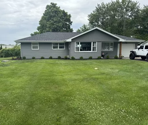 2365 Nan St, Aurora, IL 60502