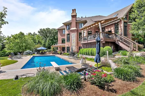6 N593 Denker Rd, Saint Charles, IL 60175