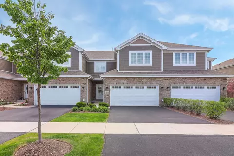 14264 Lacey Dr, Lemont, IL 60439