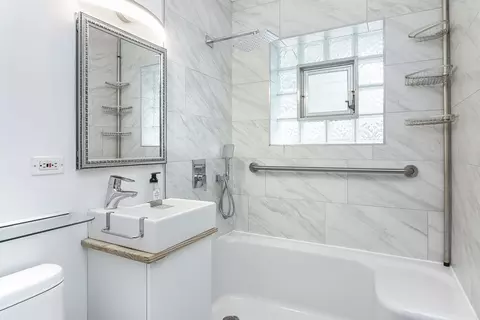 Bath - 223 S Hickory Ave, Bartlett, IL 60103 photo 1 of 1