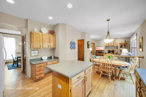 400 Adare Dr, Cary, IL 60013 photo 15