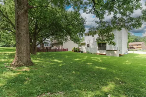 6 Edgewood Ct, Bloomington, IL 61701 photo 26