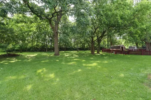 6 Edgewood Ct, Bloomington, IL 61701 photo 28