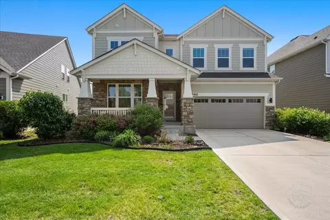 340 Hamilton Rd, Saint Charles, IL 60175
