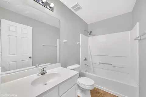 1401 Millbrook Dr #0, Algonquin, IL 60102 photo 14