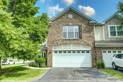 1401 Millbrook Dr #0, Algonquin, IL 60102