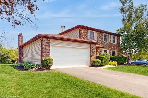 4265 Portage Ln, Hoffman Estates, IL 60192