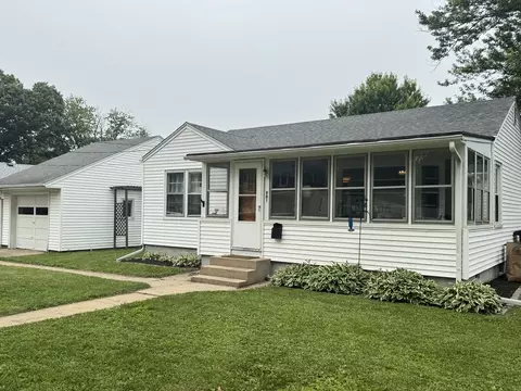 901 N Knox St, Princeton, IL 61356