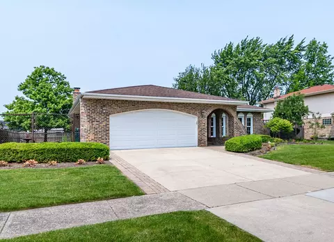 15136 Orlan Brook Dr, Orland Park, IL 60462
