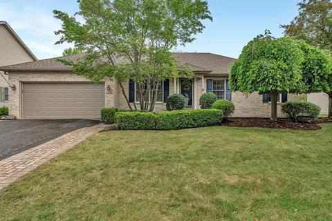 1214 Country Dr, Shorewood, IL 60404
