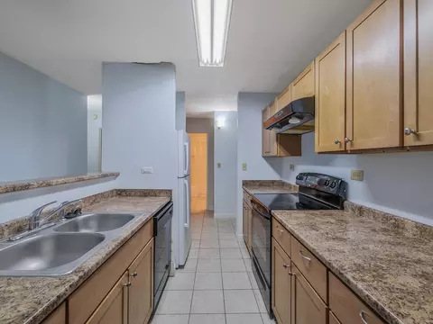 Other - 5600 Astor Ln #202, Rolling Meadows, IL 60008 photo 2 of 6