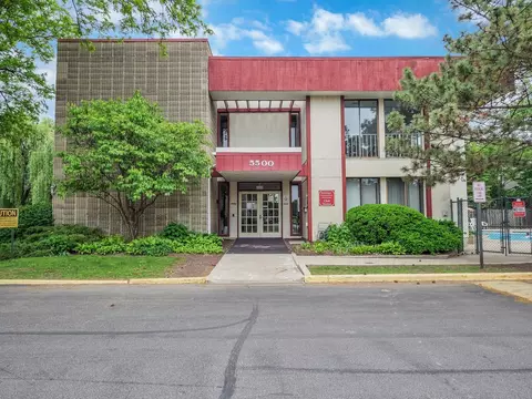 Other - 5600 Astor Ln #202, Rolling Meadows, IL 60008 photo 5 of 6