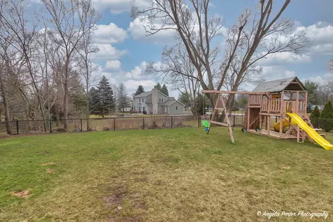 Exterior - 4116 Florence Dr, Johnsburg, IL 60051 photo 6 of 8