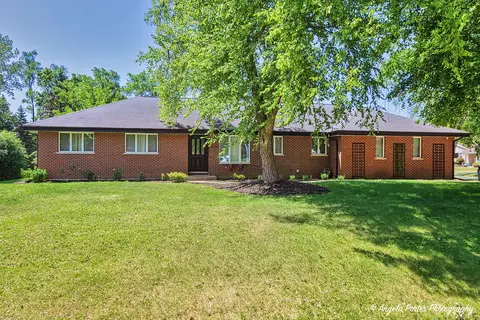 4116 Florence Dr, Johnsburg, IL 60051