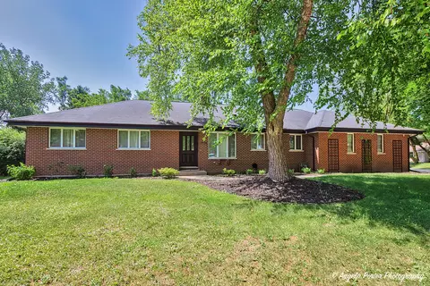 Exterior - 4116 Florence Dr, Johnsburg, IL 60051 photo 2 of 8