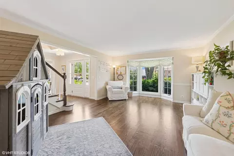 Living - 1808 Beloit Ct, Naperville, IL 60565 photo 4 of 4