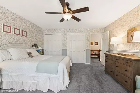 Bedroom - 1808 Beloit Ct, Naperville, IL 60565 photo 6 of 6