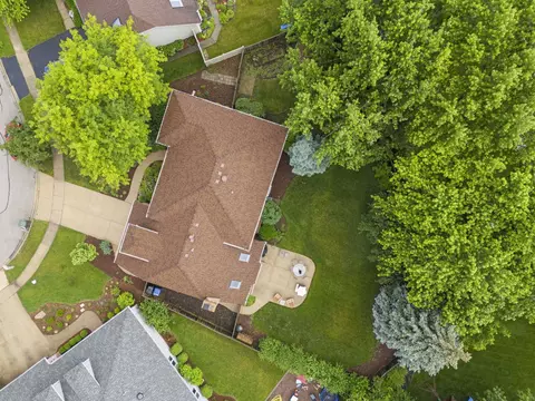 View/Area - 1808 Beloit Ct, Naperville, IL 60565 photo 4 of 5