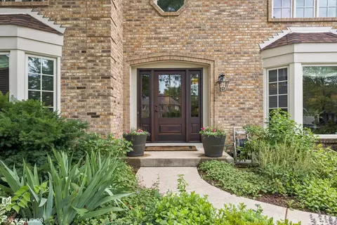 Entry Way - 1808 Beloit Ct, Naperville, IL 60565 photo 1 of 4