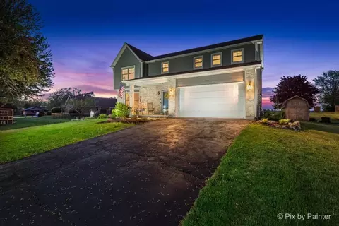 Exterior - 1714 Tall Tree Ln, Johnsburg, IL 60051 photo 6 of 12