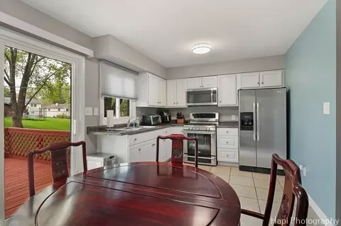 Kitchen - 1113 Rolling Lane Rd, Johnsburg, IL 60051 photo 1 of 2