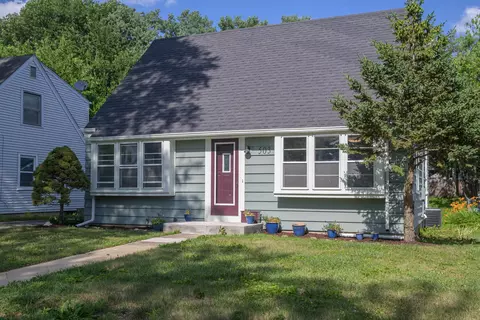 503 S Edison Ave, Elgin, IL 60123