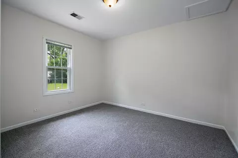 Bedroom - 2110 Erzinger St, Kankakee, IL 60901 photo 2 of 3