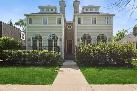 2642 Prairie Ave #2, Evanston, IL 60201