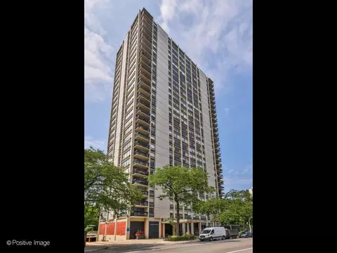 1355 N Sandburg Ter #2302D, Chicago, IL 60610