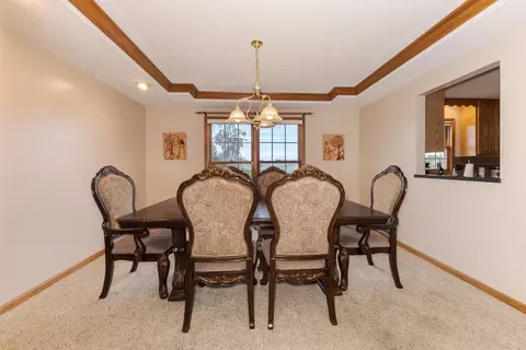 3105 Sable Oaks Rd, Bloomington, IL 61704 photo 9