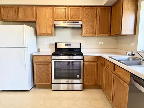 237 N Mill Rd #14, Addison, IL 60101 photo 3