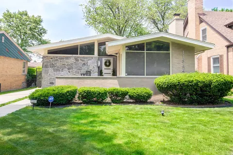 11844 S Oakley Ave, Chicago, IL 60643
