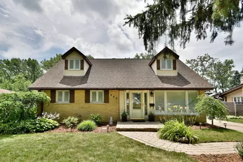 220 E Park Ave, Bloomingdale, IL 60108