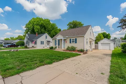 416 S Nelson Ave, Morton, IL 61550