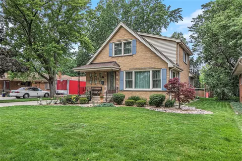 640 E 161st Pl, South Holland, IL 60473