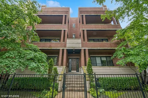 639 W Briar Pl #4W, Chicago, IL 60657