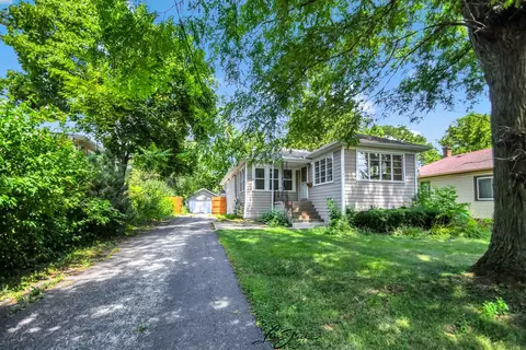 1728 Olive Rd, Homewood, IL 60430