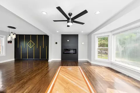 Living - 10342 S Eberhart Ave, Chicago, IL 60628 photo 6 of 6