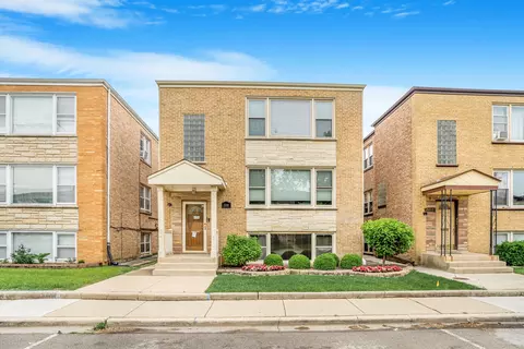 2241 S 17th Ave, North Riverside, IL 60546