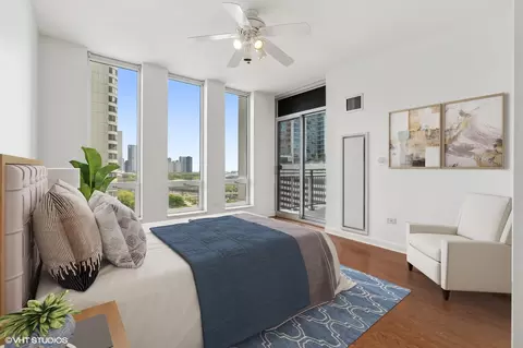 Bedroom - 1250 S Michigan Ave #1701, Chicago, IL 60605 photo 1 of 2