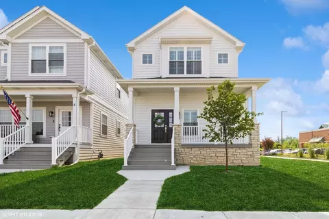 1 N Beverly Ln, Arlington Heights, IL 60004