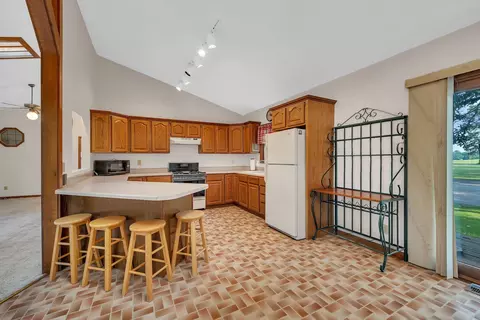 6828 E 2925 North Rd, Cornell, IL 61319 photo 5