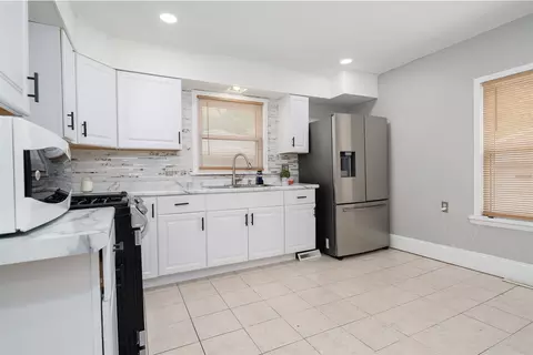 Kitchen - 1006 S Adelaide St, Normal, IL 61761 photo 1 of 3
