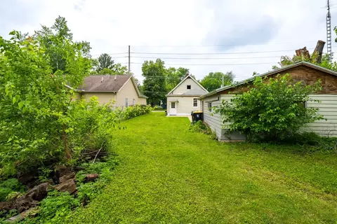Exterior - 1006 S Adelaide St, Normal, IL 61761 photo 9 of 10