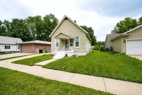 Other - 1006 S Adelaide St, Normal, IL 61761 photo 3 of 7